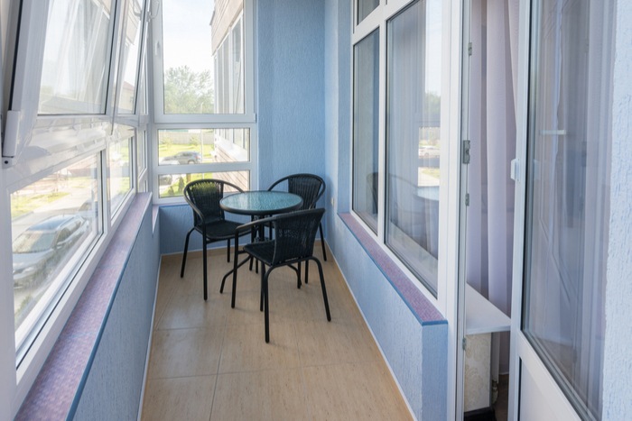 Balkonu stiklinimas kaina Balkonu stiklinimas kaina